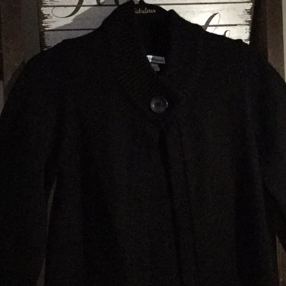 Sweater - Picture 6 of 11